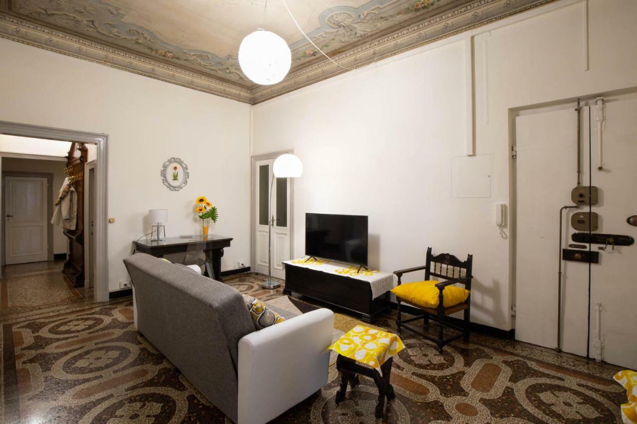 Ferienwohnung Rivierarent Corso Mazzini Savona Exterior foto